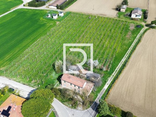 casa indipendente in vendita a Forlì in zona Pievequinta