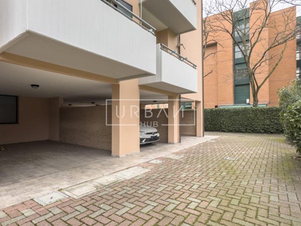 negozio in vendita a Forlì in zona Centro Storico