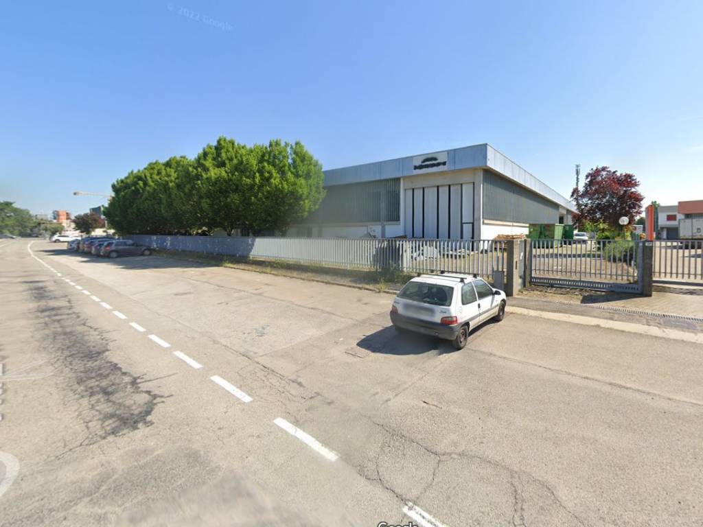 locale commerciale in vendita a Forlì in zona Coriano
