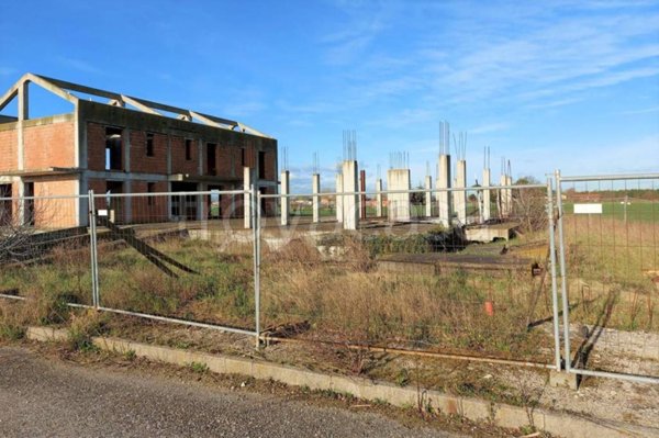 appartamento in vendita a Forlì in zona Pievequinta