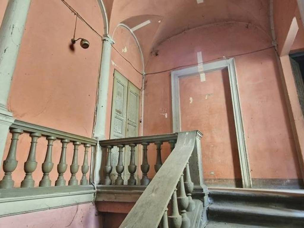 casa indipendente in vendita a Forlì in zona Centro Storico