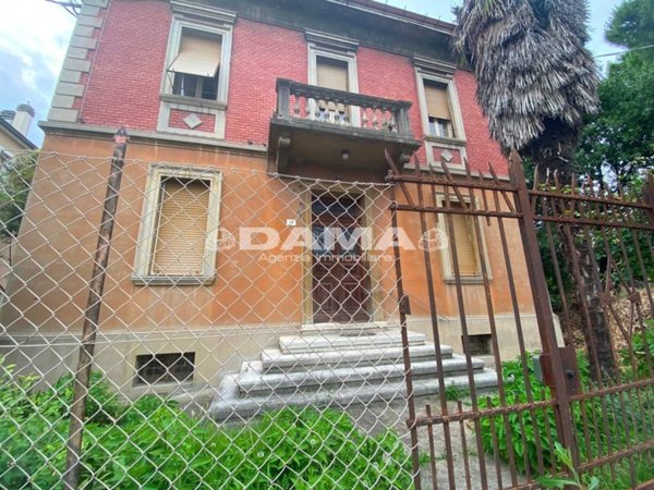 casa indipendente in vendita a Forlì in zona Musicisti / Grandi Italiani