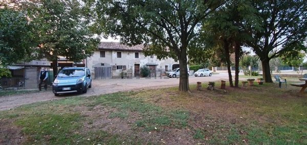 casa indipendente in vendita a Forlì in zona San Tomé