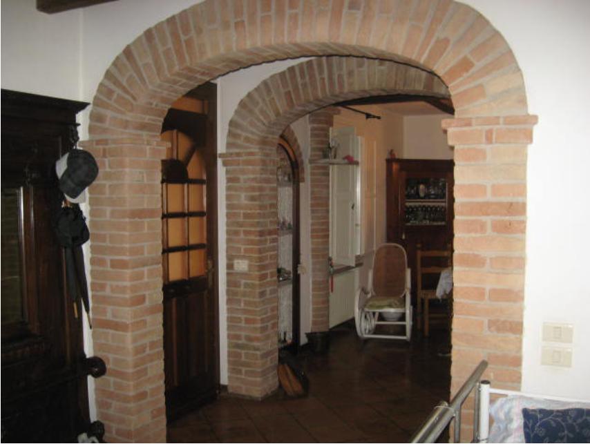 casa indipendente in vendita a Forlì