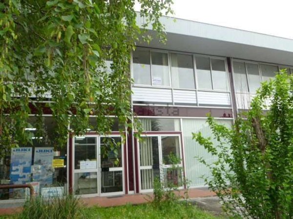 ufficio in vendita a Forlì in zona Ospedaletto