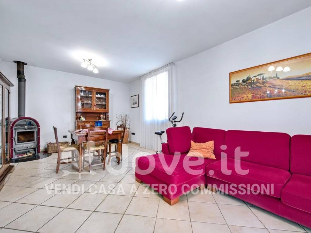 appartamento in vendita a Forlì in zona Quattro