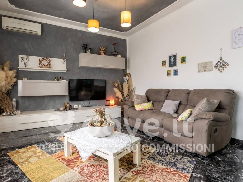 casa indipendente in vendita a Forlì in zona Campo di Marte / Benefattori