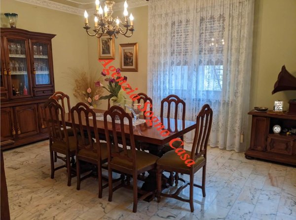 casa indipendente in vendita a Forlì