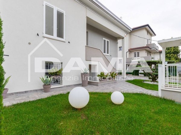 casa indipendente in vendita a Forlì in zona Villafranca di Forlì