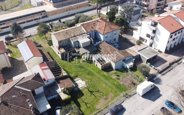villa in vendita a Forlì