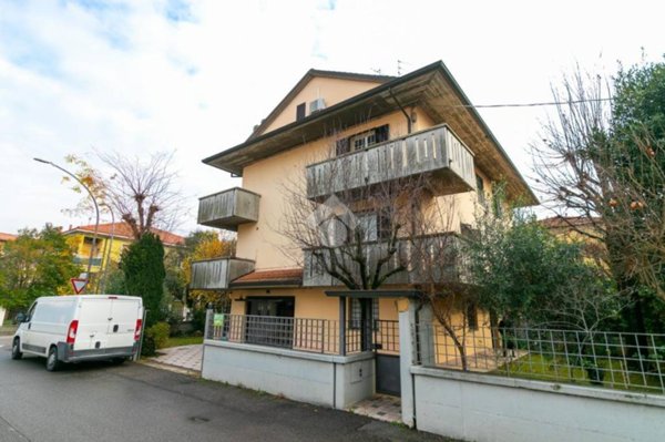 casa indipendente in vendita a Forlì in zona Bussecchio