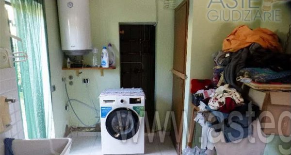 casa indipendente in vendita a Forlì