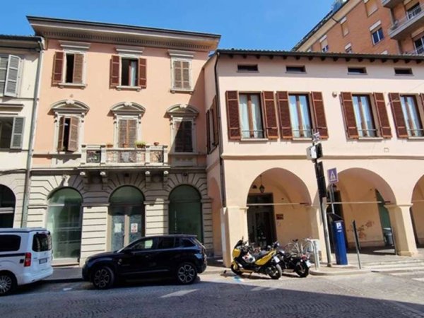 negozio in vendita a Forlì