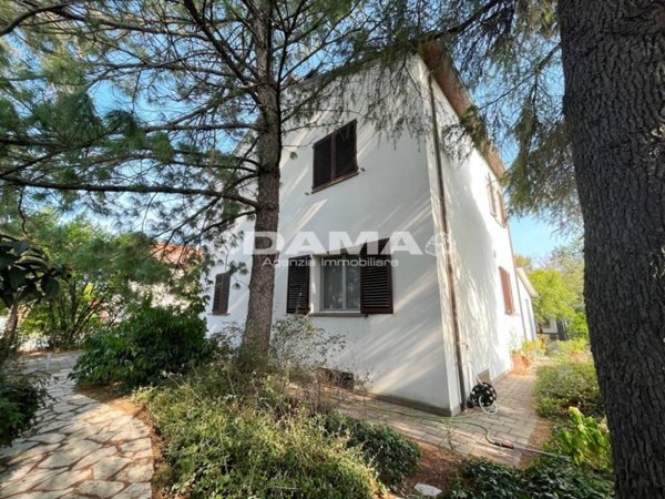 casa indipendente in vendita a Forlì in zona Vecchiazzano