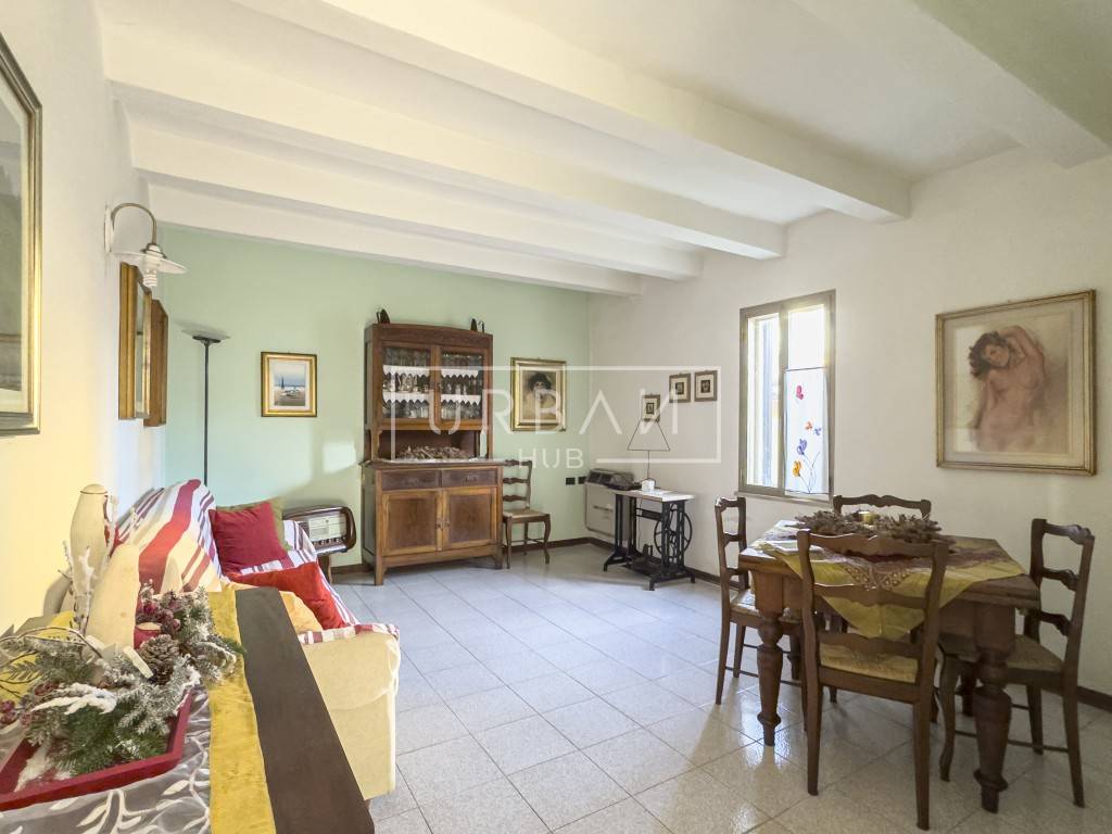 casa indipendente in vendita a Forlì in zona Bussecchio