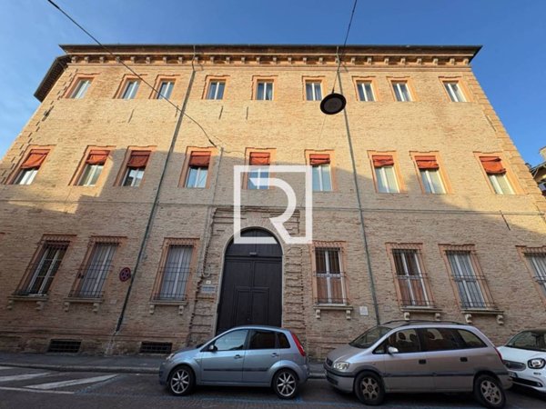appartamento in vendita a Forlì in zona Centro Storico