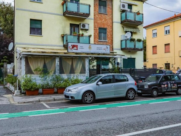 negozio in vendita a Forlì