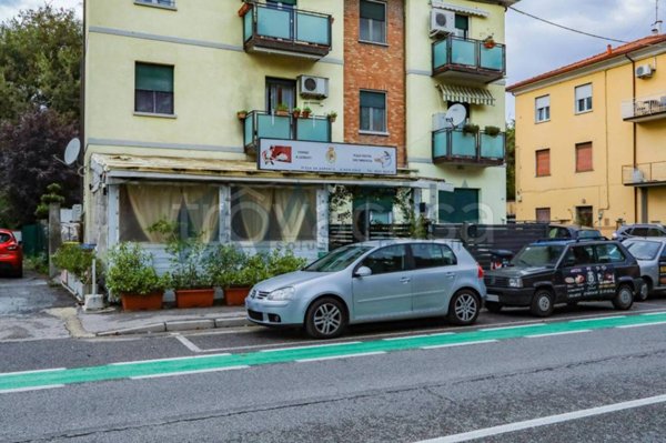 negozio in vendita a Forlì