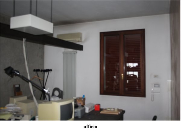 ufficio in vendita a Forlì