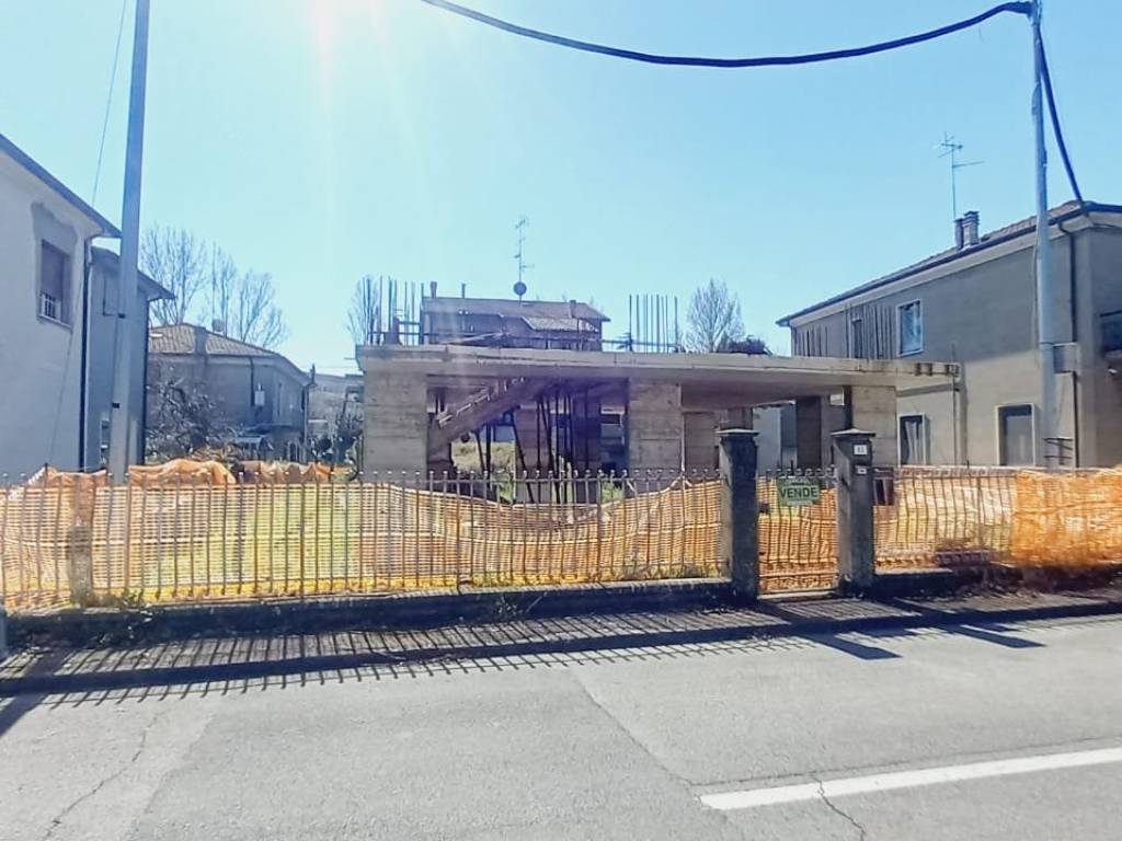 casa indipendente in vendita a Forlì in zona Coriano