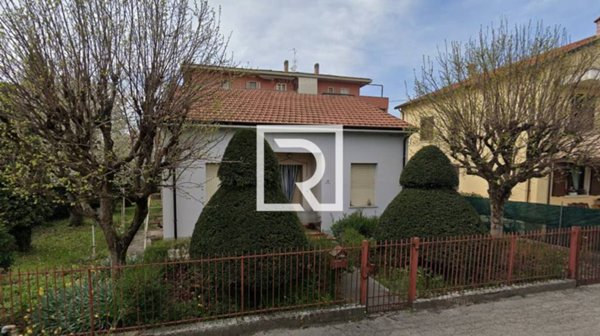 casa indipendente in vendita a Forlì in zona Cava