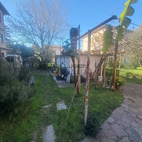 casa indipendente in vendita a Forlì in zona Ronco