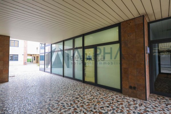 ufficio in vendita a Forlì in zona San Giorgio