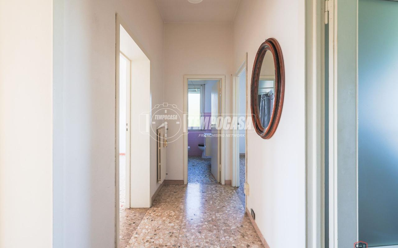 appartamento in vendita a Forlì in zona Quattro