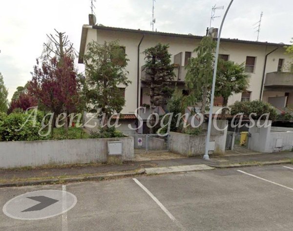 casa indipendente in vendita a Forlì in zona Villafranca di Forlì