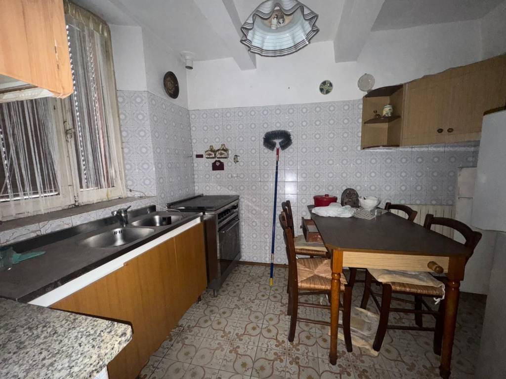 casa indipendente in vendita a Forlì in zona Centro Storico