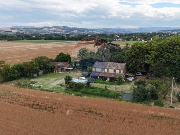 casa indipendente in vendita a Forlì in zona Magliano