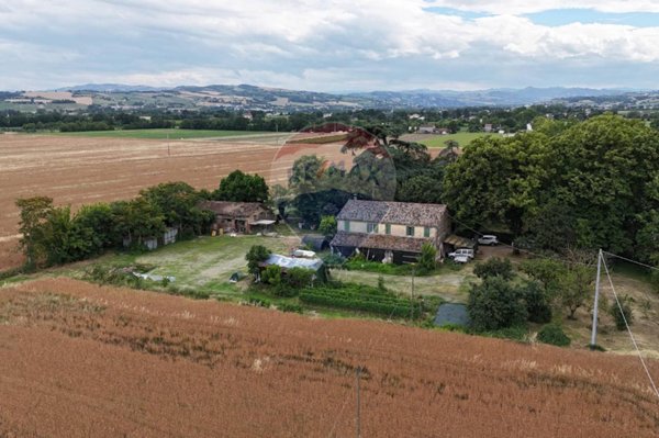 casa indipendente in vendita a Forlì in zona Magliano
