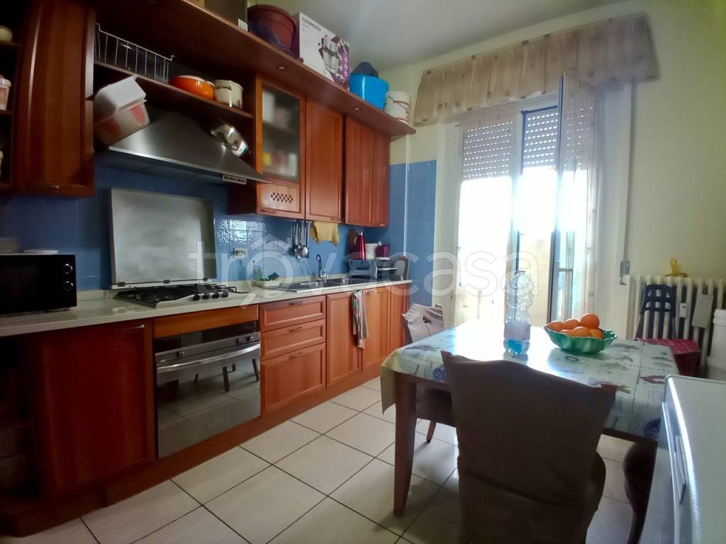 appartamento in vendita a Forlì in zona Cava