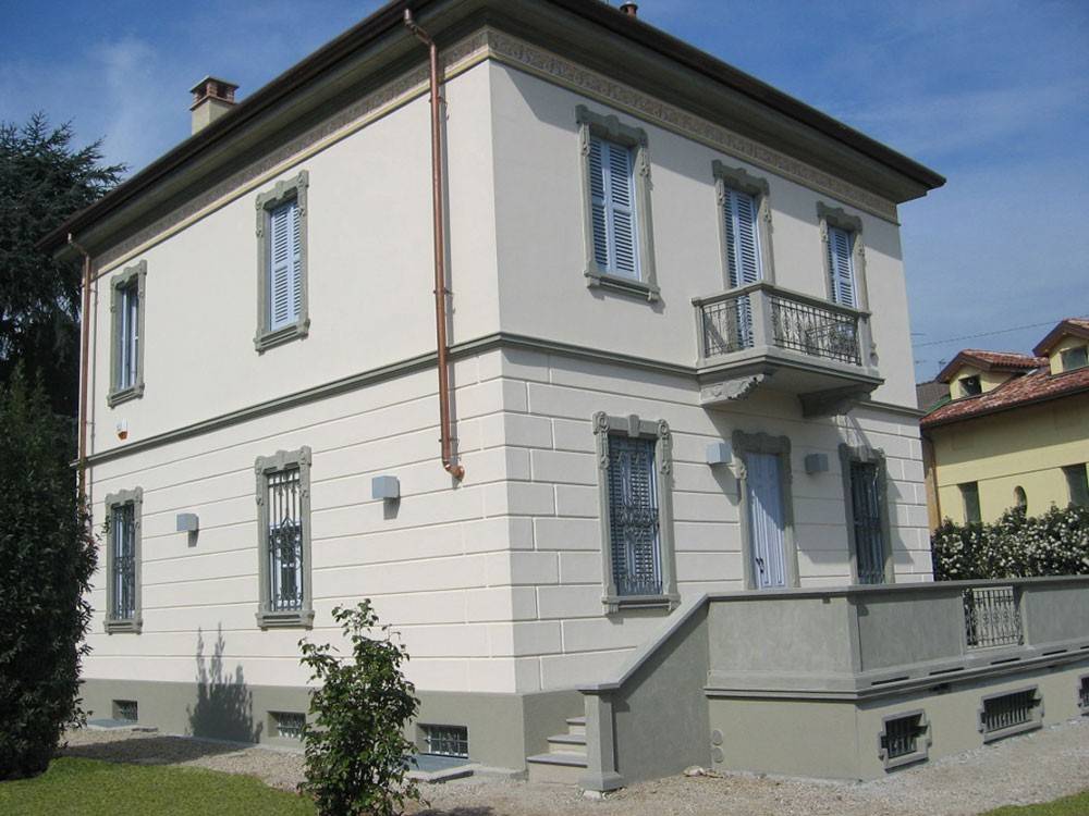 casa indipendente in vendita a Forlì