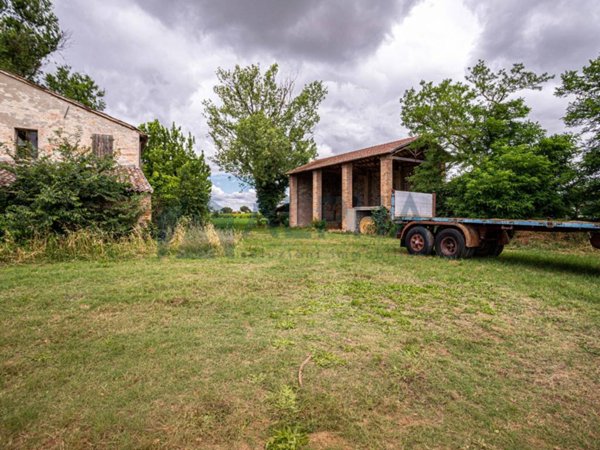 casa indipendente in vendita a Forlì in zona Ospedaletto