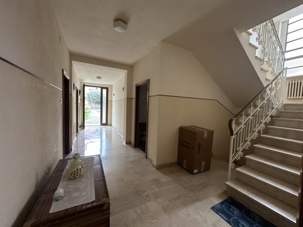 casa indipendente in vendita a Forlì in zona Quattro