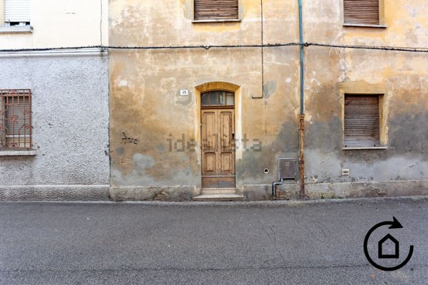 casa indipendente in vendita a Forlì in zona Centro Storico
