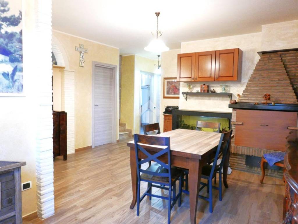 casa indipendente in vendita a Forlì in zona Villafranca di Forlì