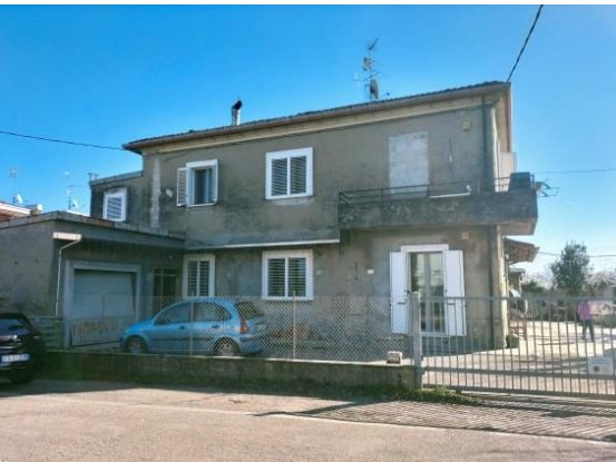 appartamento in vendita a Forlì