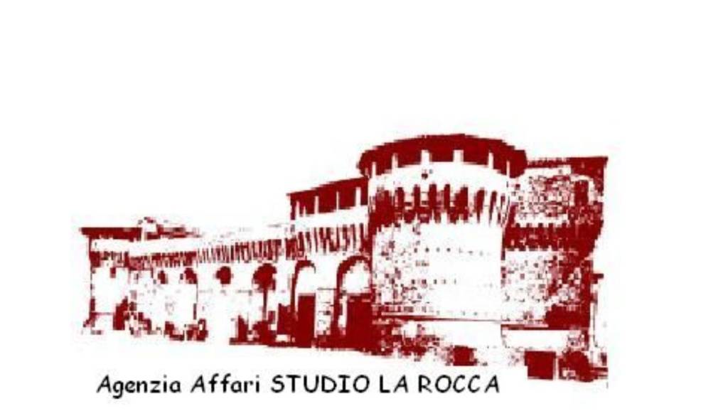 locale commerciale in vendita a Forlì in zona Carpena