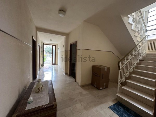 casa indipendente in vendita a Forlì in zona Quattro