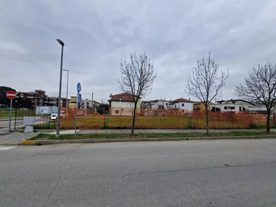 casa indipendente in vendita a Forlì in zona San Martino in Strada