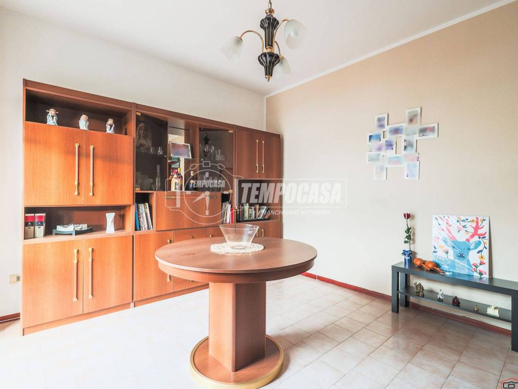 casa indipendente in vendita a Forlì in zona Carpena