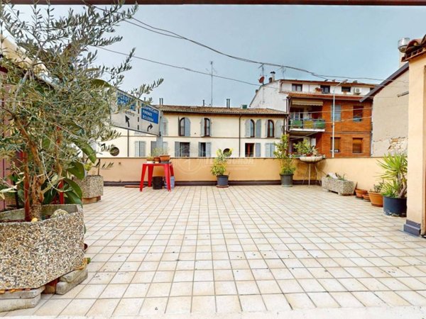 casa indipendente in vendita a Forlì in zona Centro Storico