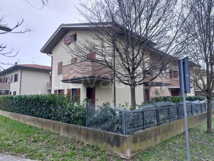 appartamento in vendita a Forlì in zona Romiti