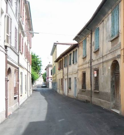 casa indipendente in vendita a Forlì in zona Centro Storico