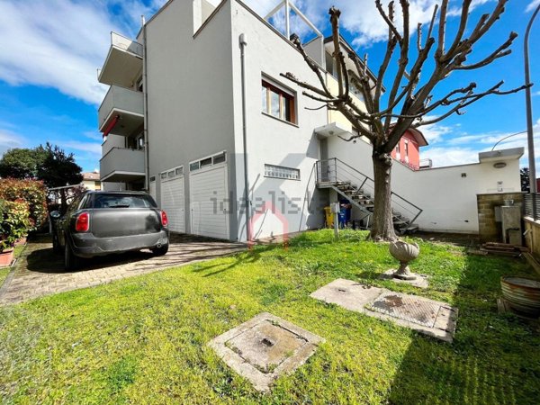 appartamento in vendita a Forlì in zona Romiti