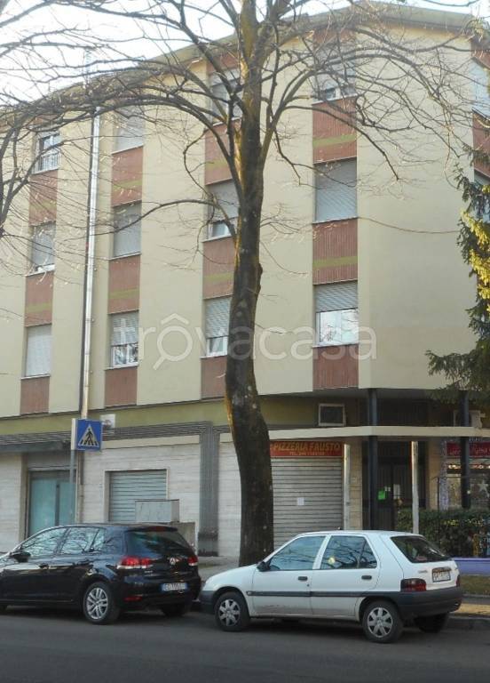 negozio in vendita a Forlì