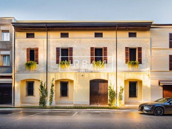 appartamento in vendita a Forlì in zona Centro Storico