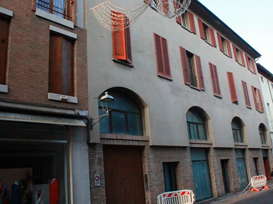 locale di sgombero in vendita a Forlì in zona Centro Storico